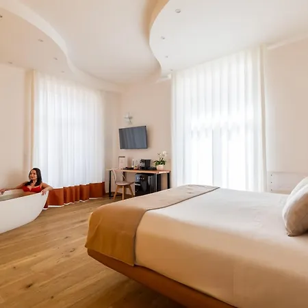 Yourhome - Lidia & Vendégház