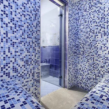 Yourhome - Lidia & בית הארחה