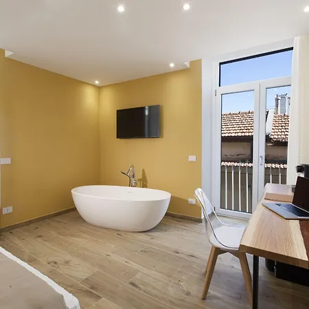 בית הארחה Yourhome - Lidia & סורנטו